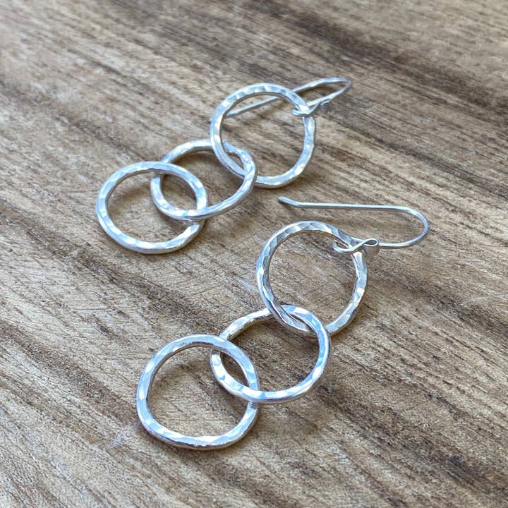 Boucles d'oreilles épaisses à trois cercles pour la vente par Kate Simpson Designs