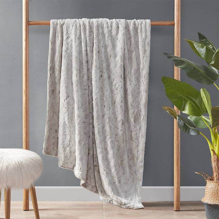Olliix - Wholesale Throw Blanket - Oversized 60x70" Faux Fur Throw Blanket, Snow Leopard
