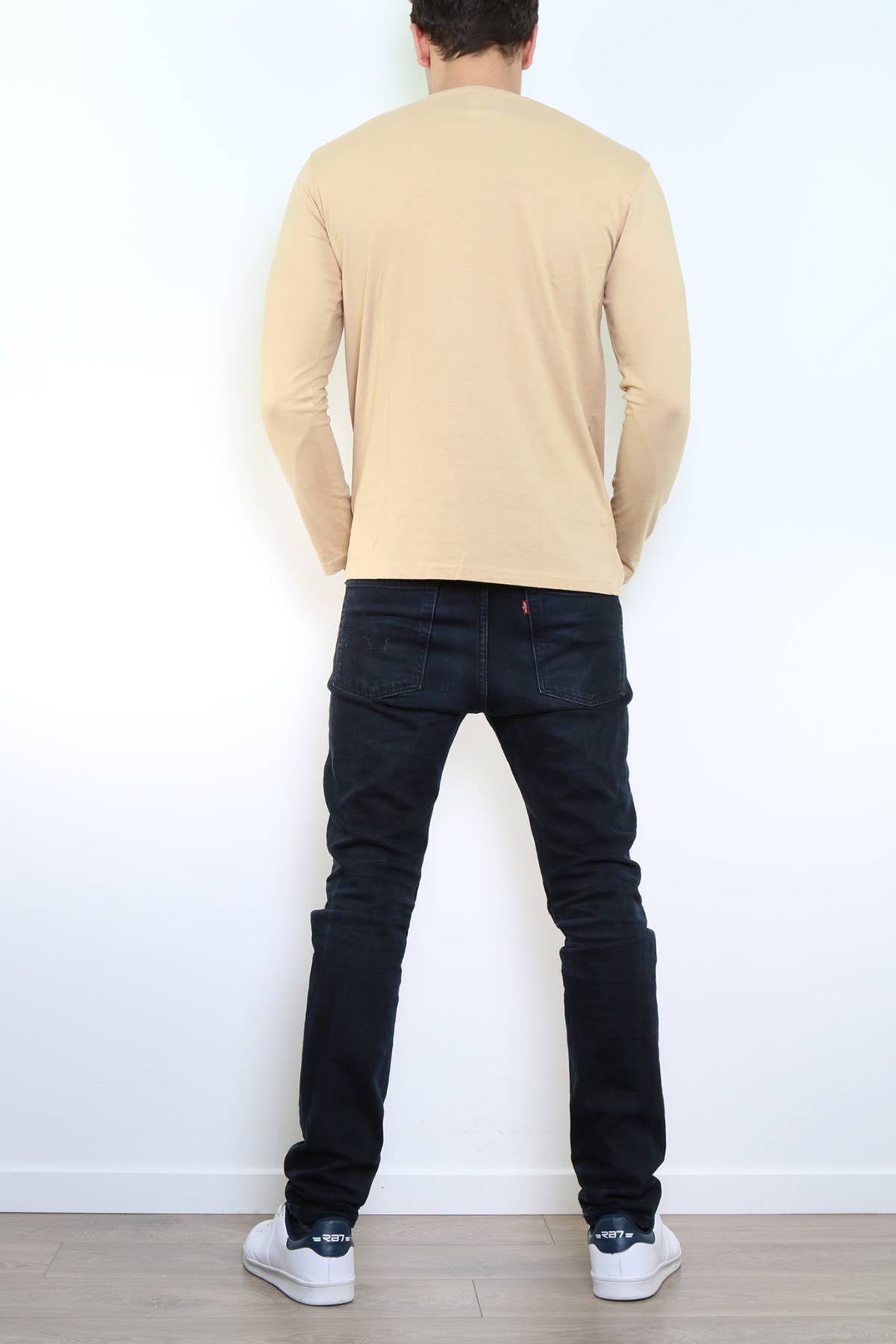 Beige T-Shirt Manches Longues Col Boutonné Kajol-Beige en vente sur Faire0