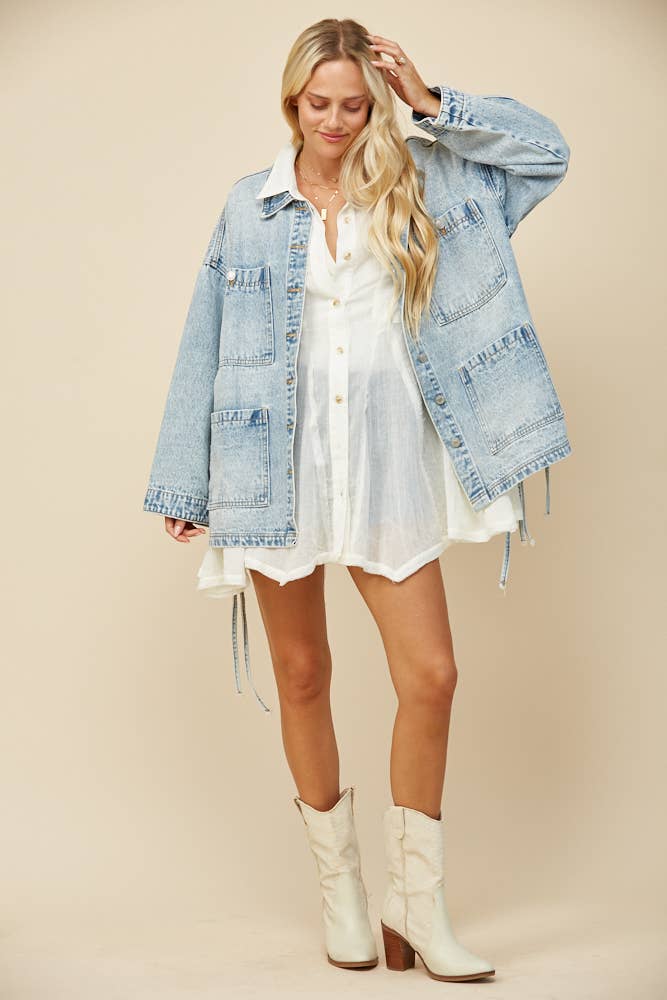 LEICHTER DENIM Oversize Boyfriend Jeansjacke mit seitlichen Bindebändern für den Großhandel auf Faire10