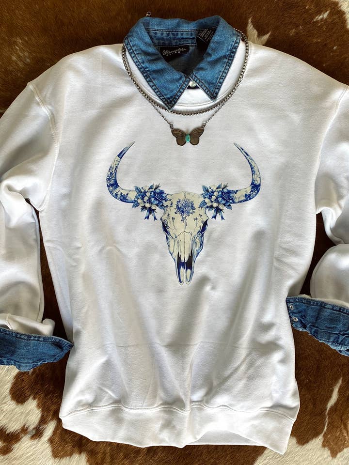 FANCY COW WESTERN GRAPHIC SWEATSHIRT - WHITE for wholesale by Ali Dee