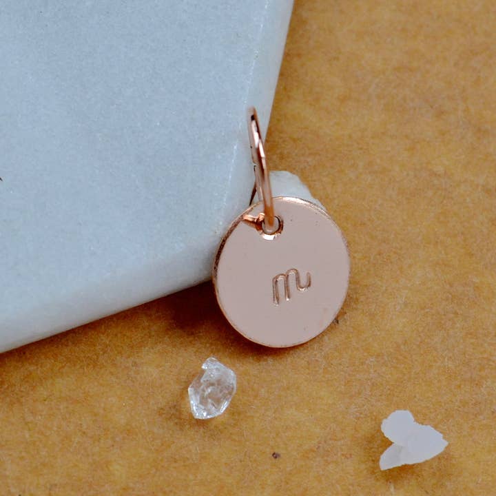 Foamy Wader - Venta al por mayor Abalorios/colgantes individuales - Set de abalorios con letra cursiva en minúscula, con letra cursiva, triple metal45