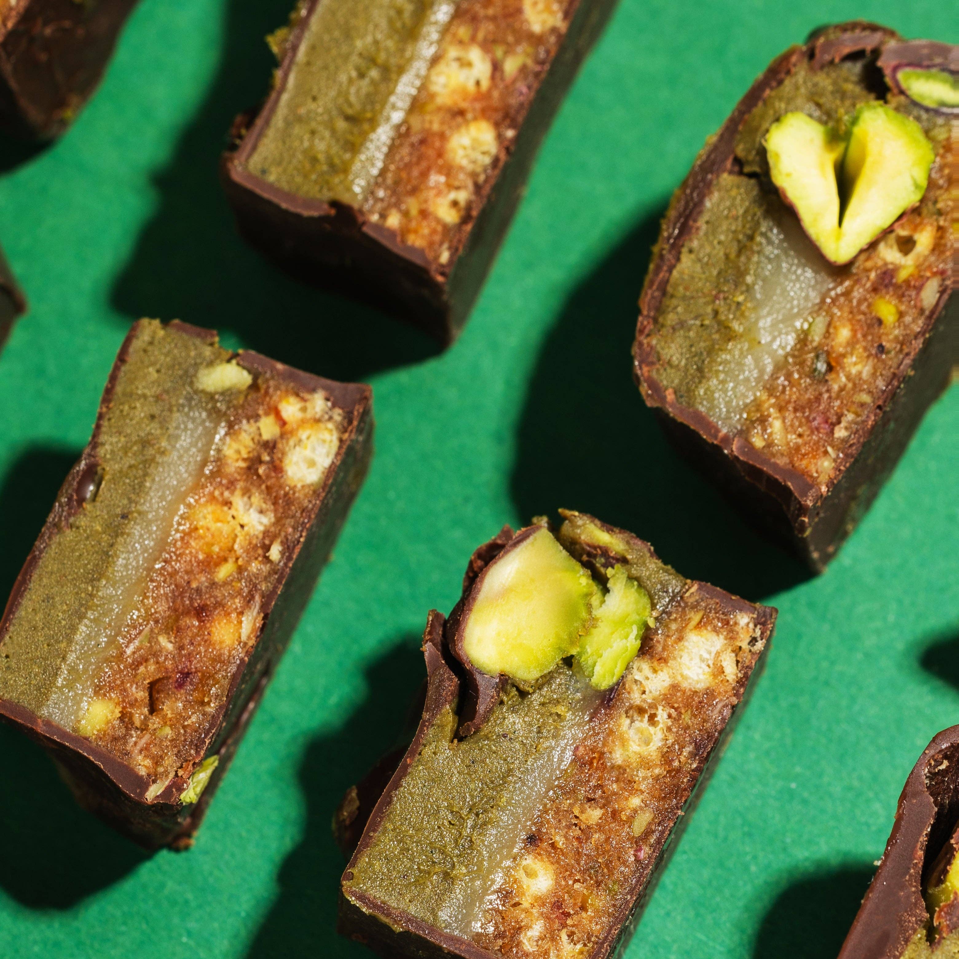 FIZI - Wholesale Snack Bar - QUEEN PISTACHIO 10x40G5