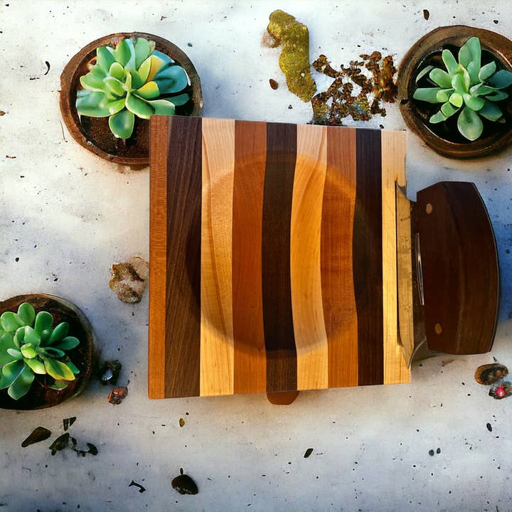 TG Designs LLC - Wholesale Cutting Board - Ulu Cutting Board And Knife