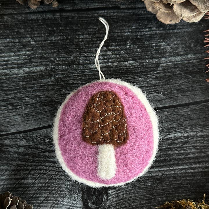 House of Moss – Engroshandel Pynt – Rundt udsmykket ornament | Filtet uld | 15 farvevarianter9