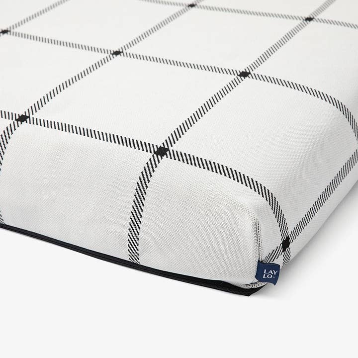 LAY LO Pets - White Plaid Dog Bed for wholesale by LAY LO™ Pets