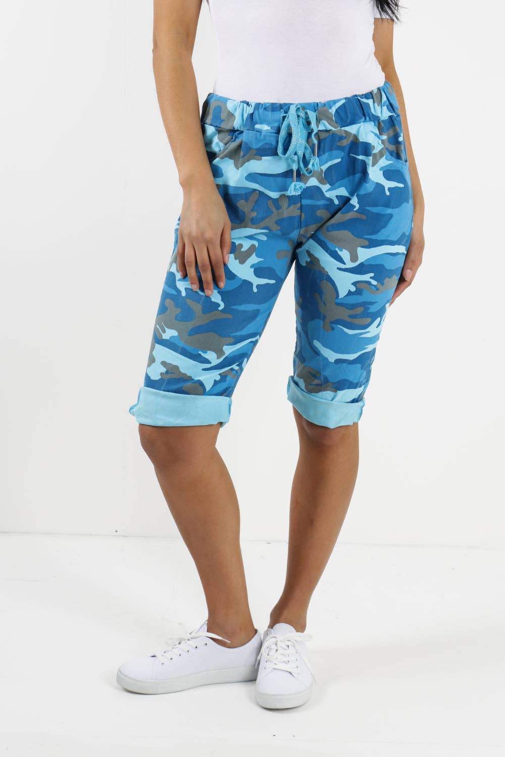 Miss Bold – wholesale Shorts – Women’s – Italian Camouflage Magic Chino Shorts7