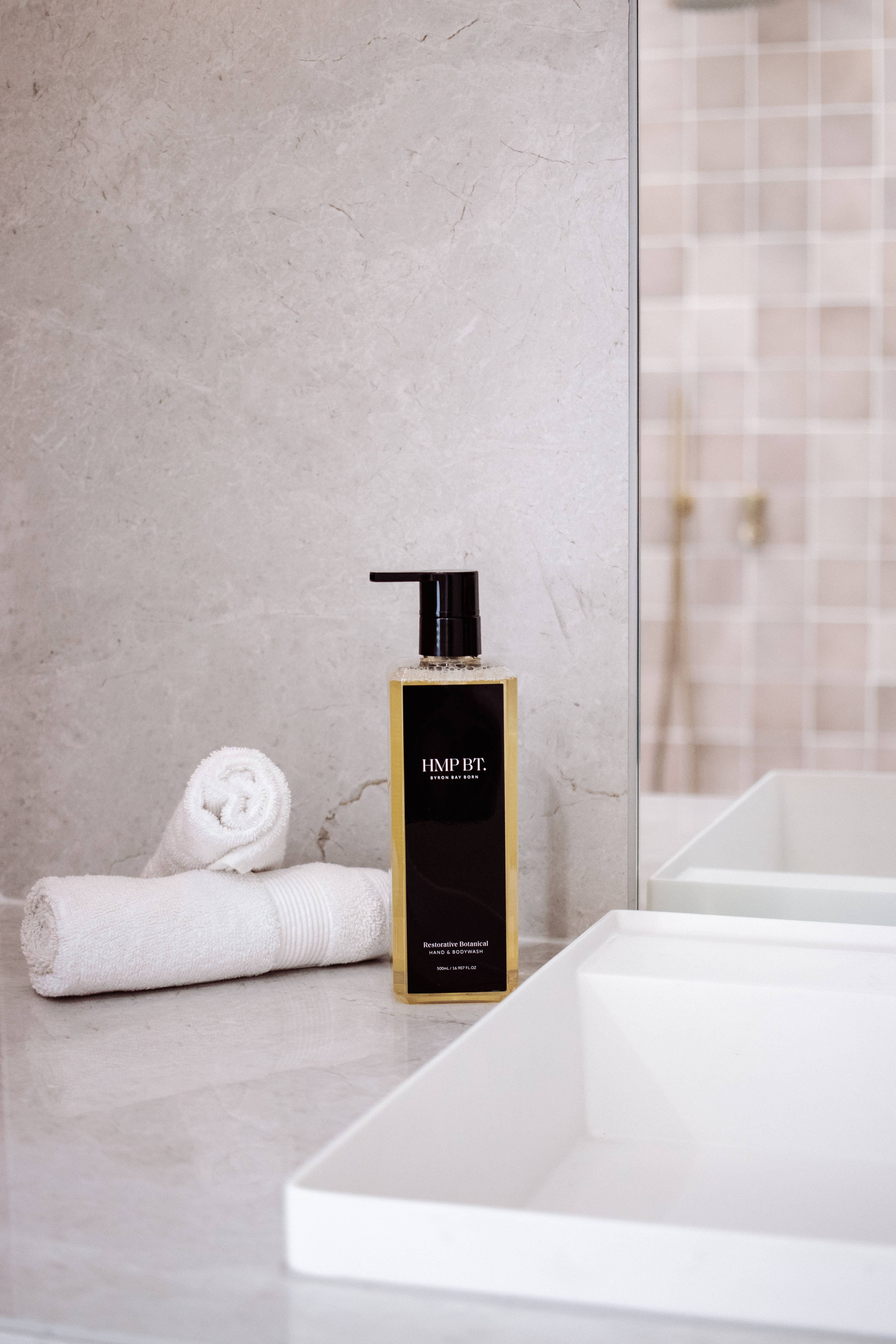 HMP BT. Hemp Botanical - Wholesale Body Wash/Shower Gel - Restorative Botanical HAND & BODY WASH2