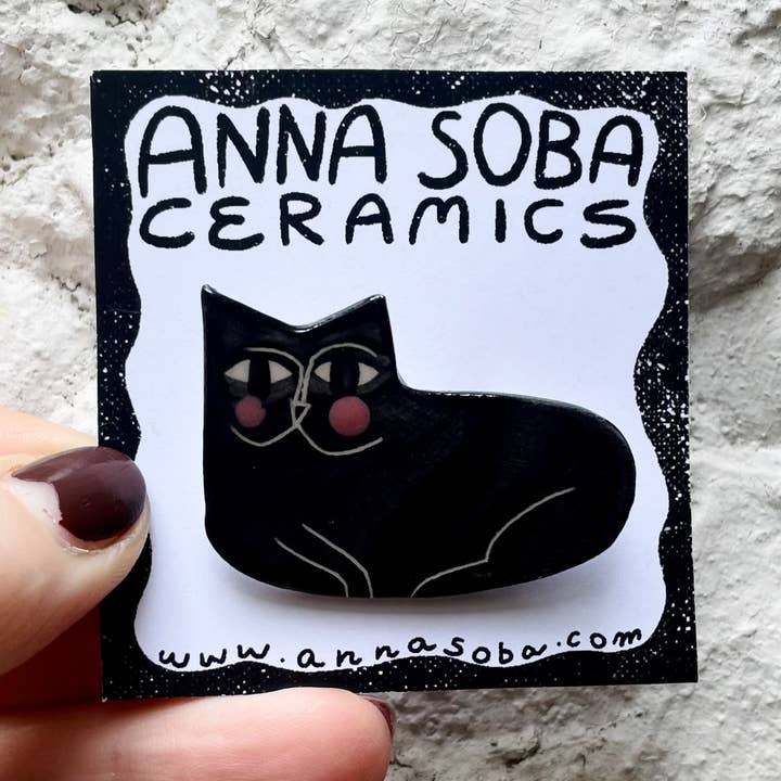 Ceramic brooch, happy loaf cat for wholesale by Anna Soba