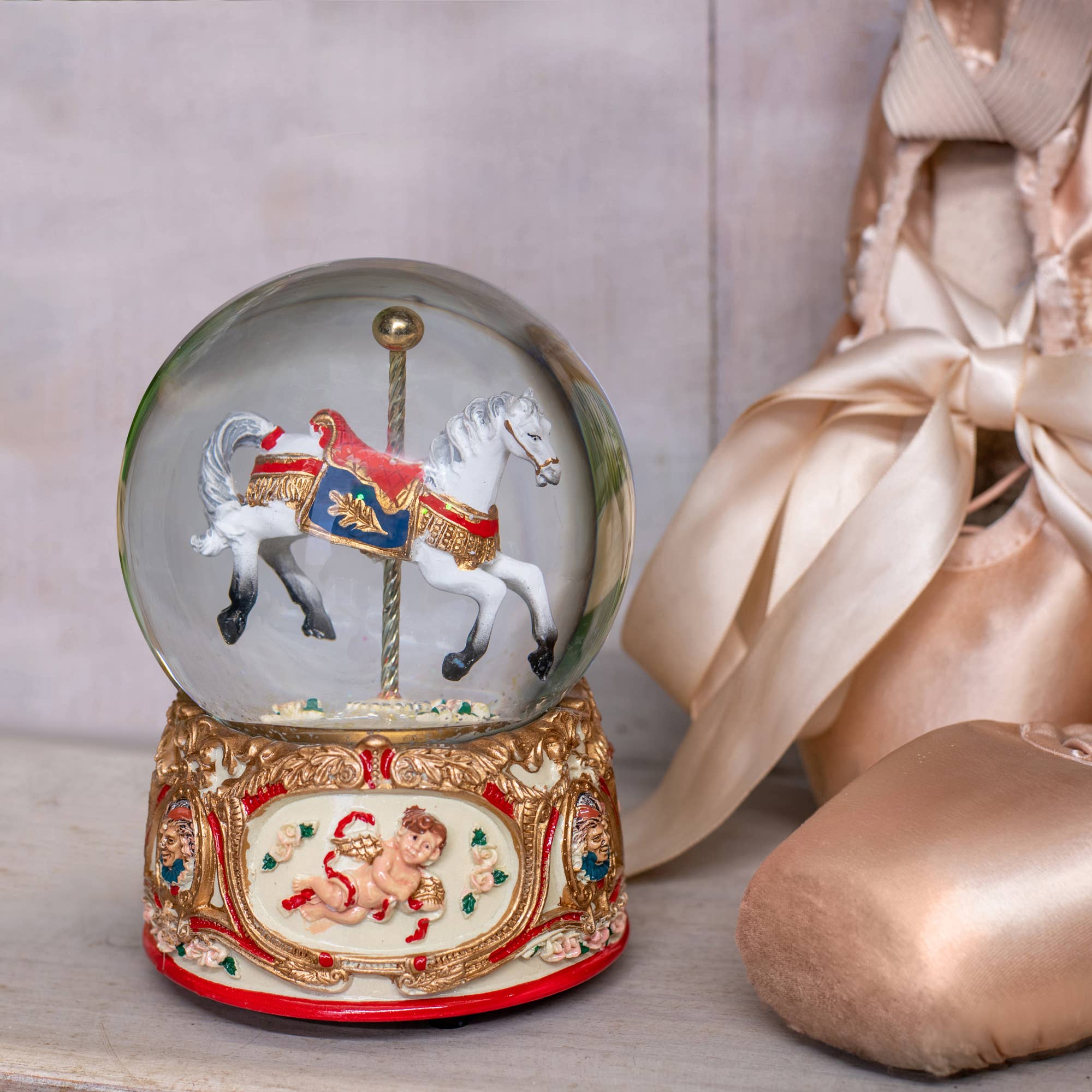 EAST AVENUE - Wholesale Snow Globe - Angel 100mm Musical Snow Globe5