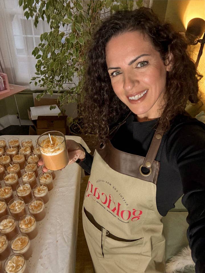 Vela de cera de coco con aroma a tiramisú - Novedad - Regalo hecho a mano para venta al por mayor de Gokican