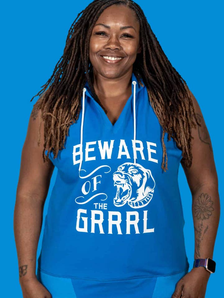 Attenzione alla felpa senza maniche GRRRL per la vendita all'ingrosso da parte di GRRRL