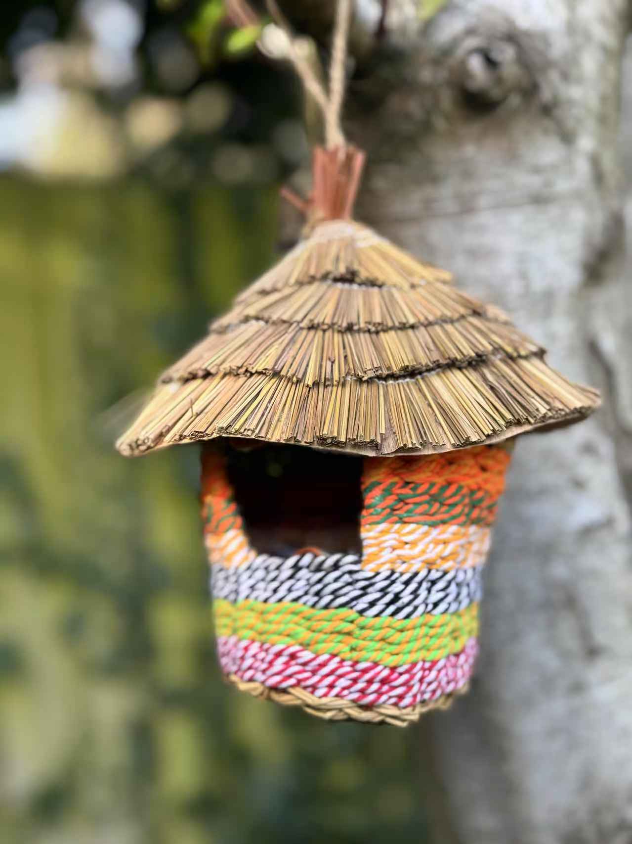 Marissa's Gifts - Wholesale Bird House - Handmade hut weave rattan birdhouses with straw roof measuring 15 x 21cm3
