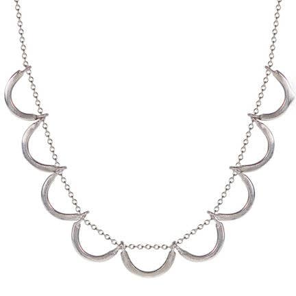 Anhänger mit neun kleinen Kurven aus Silber für den Großhandel von Loren Celedonia jewelry