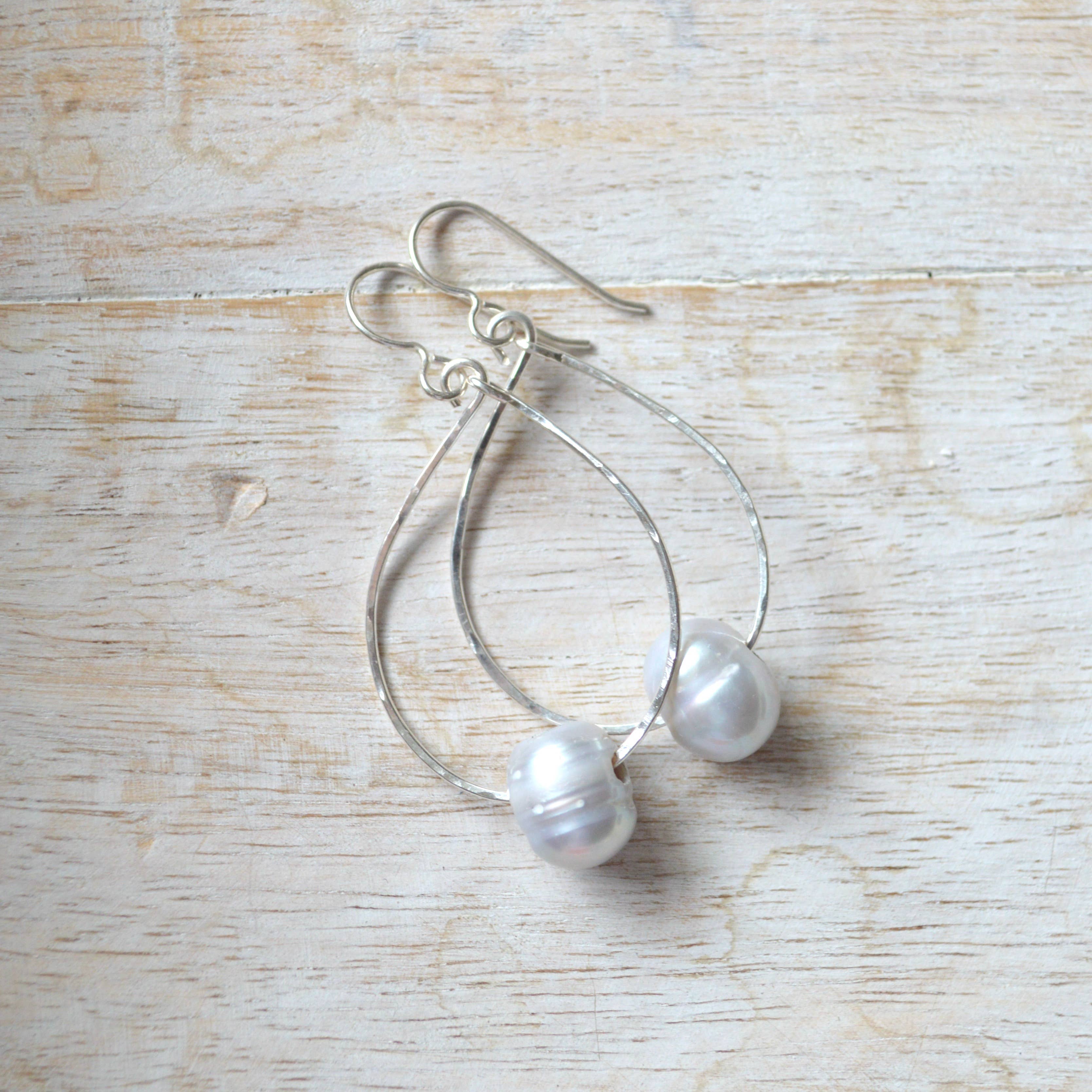 Freshwater Pearl Earrings for wholesale on Faire10