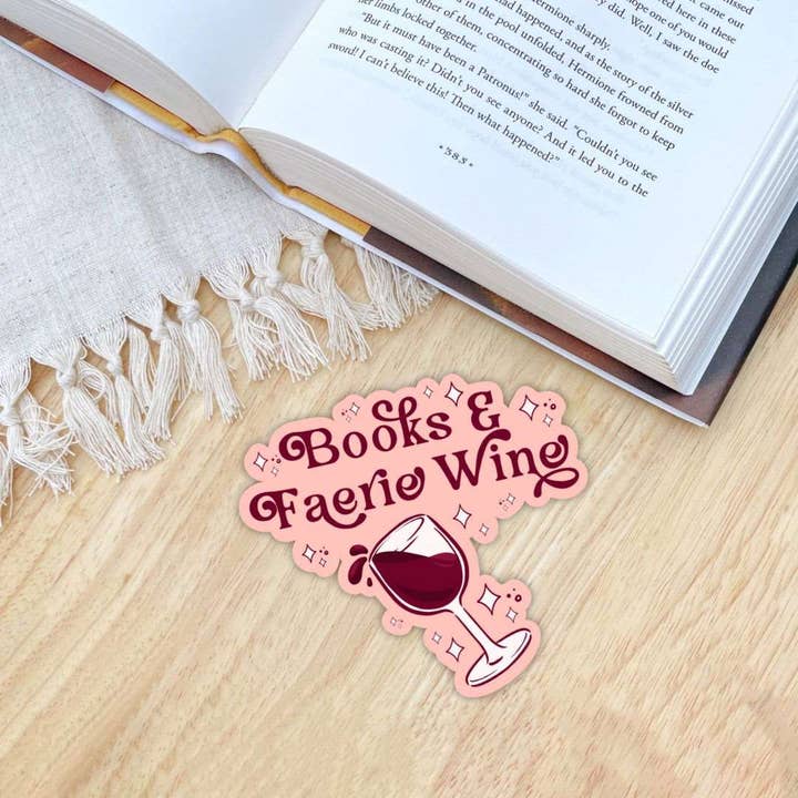Autocollant Livres et Vin de Fée pour la vente par Serafine Art and Design