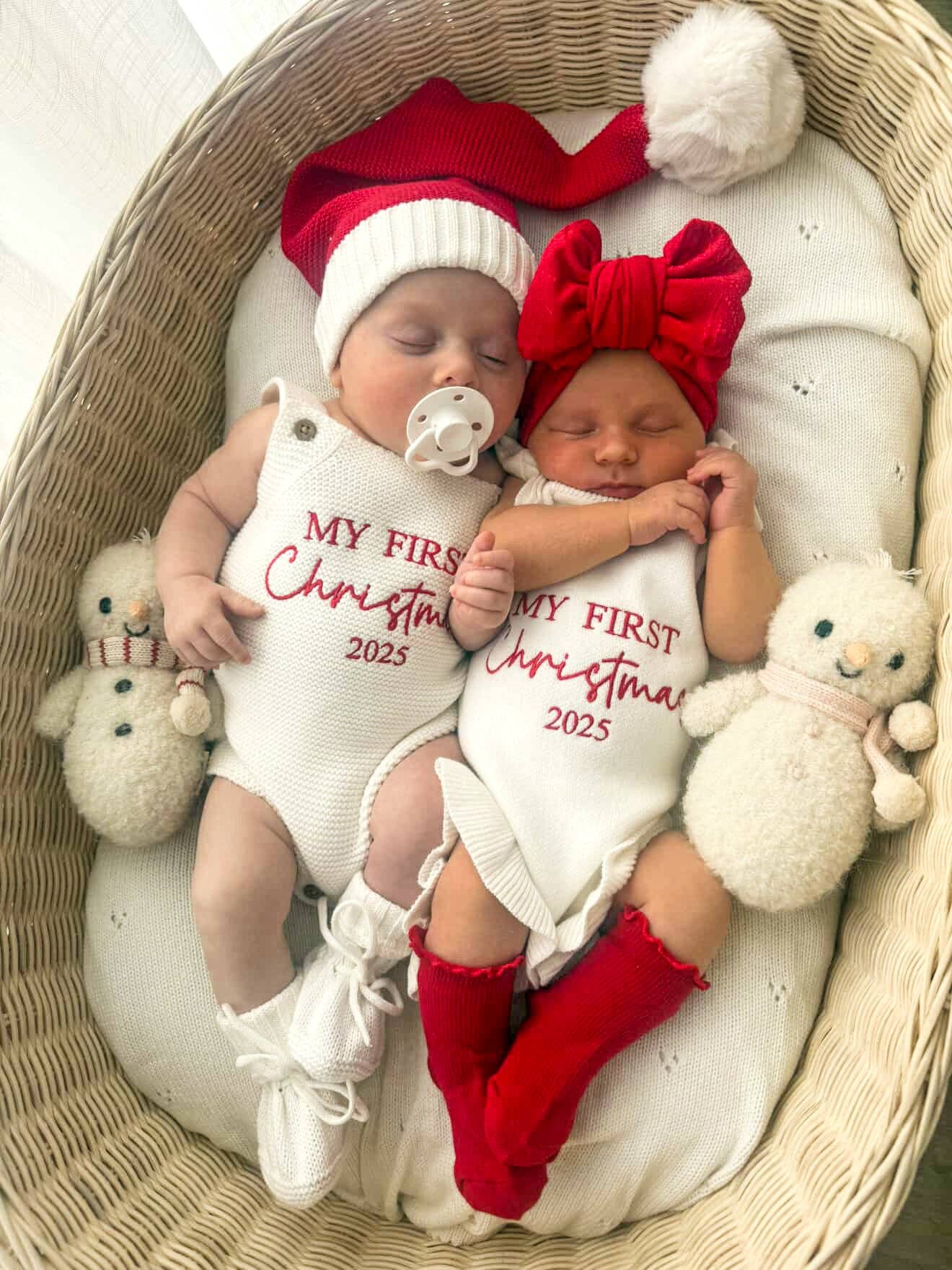 Petite + Co – Großhandel Body (ohne Füße) – Baby – RÜSCHEN-BINDEROMPER | MILCH - MEIN ERSTES WEIHNACHTSFEST 20251