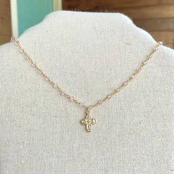 4-vejs kors perlehalskæde for engroshandel hos Beyond Blessed