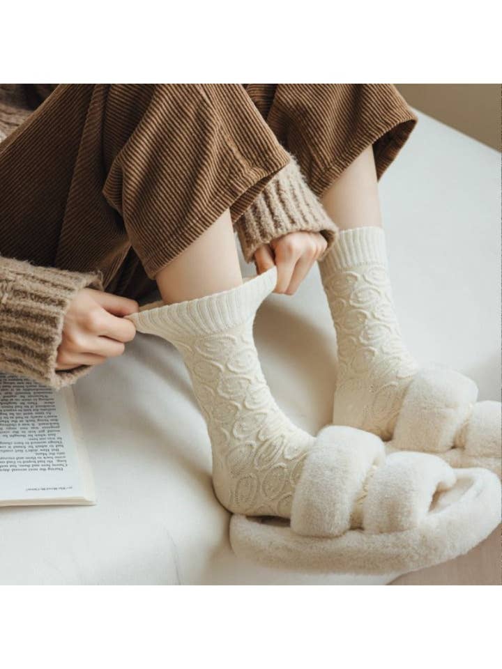 Funkyrel® Atzbranding Limited - Wholesale Socks - Women's - Rufia - Women's Solid Winter Socks with Embossed Smile5