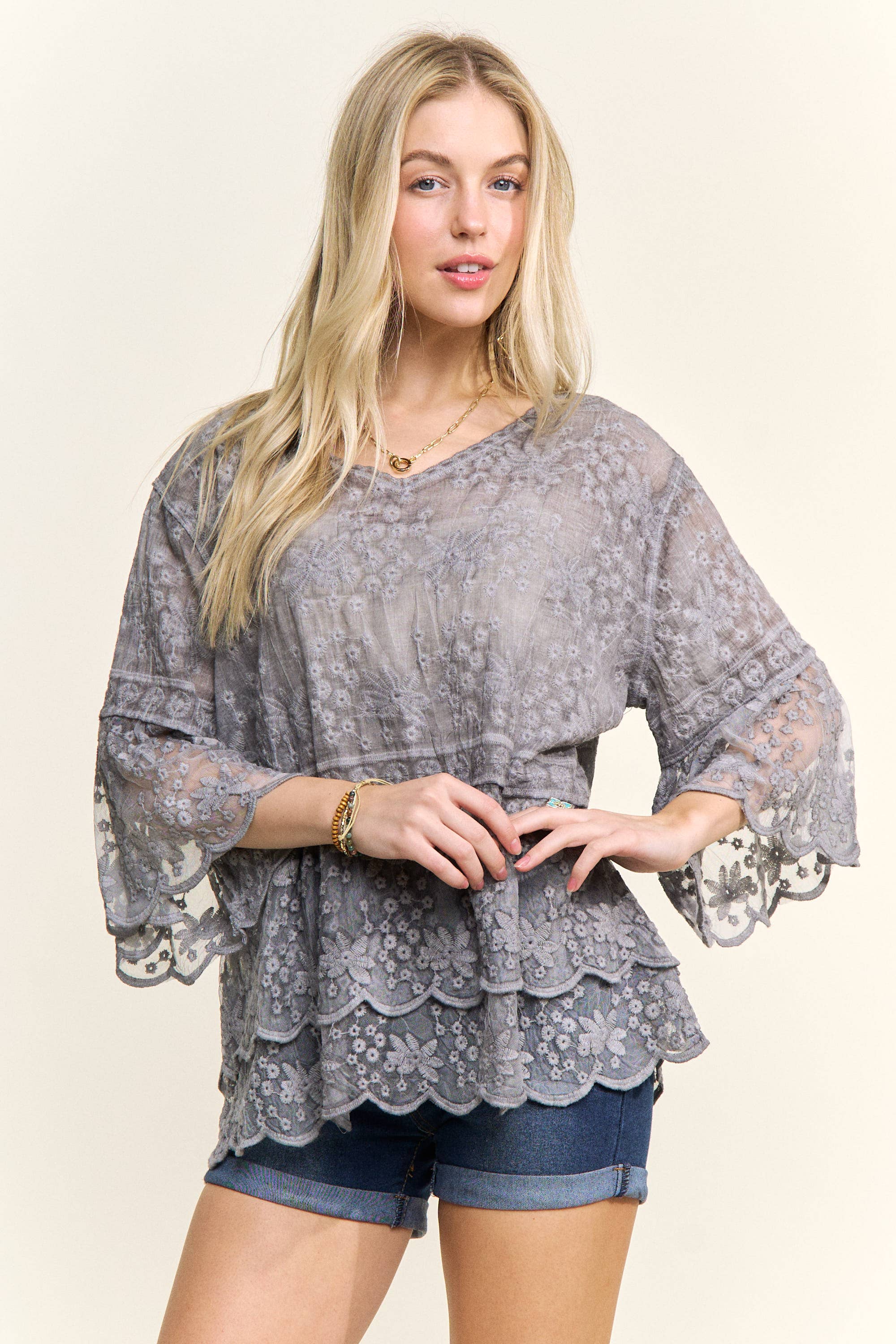 ADORA LA - Vente Chemisier – femme - CET3907 - BLOUSE EN DENTELLE À MANCHES CLOCHES 3/4 BORDURE24