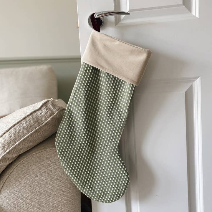 Rosie & Smudge - Wholesale Holiday Stocking - Customisable Velvet-Lined Christmas Stocking Sandi Style2
