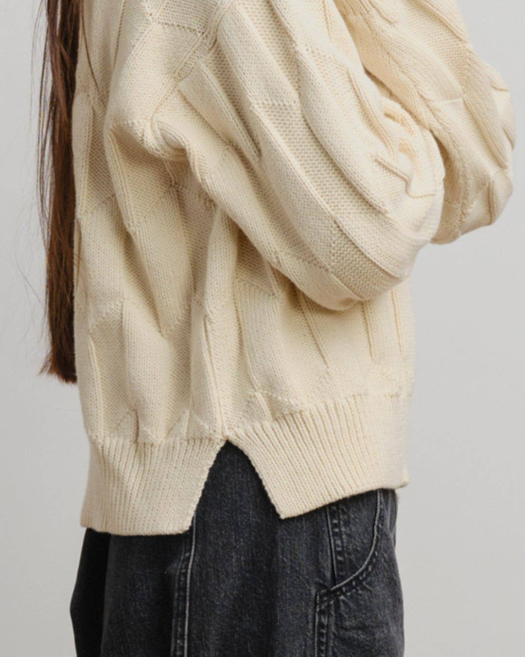 The Endery - Wholesale Knit Sweater - Women's - Lilly Chevron V-Neck Sweater - Plaster3