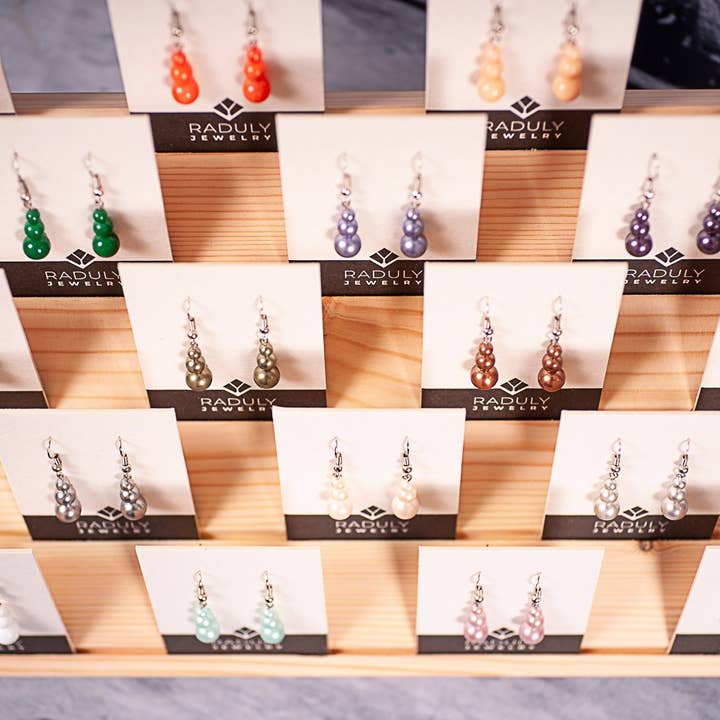 RADULY - Wholesale Jewelry Set - wooden display earrings shell pearl