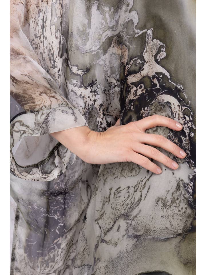 Shyloh - Wholesale Blouse - Women's - Silk fluid top 50496