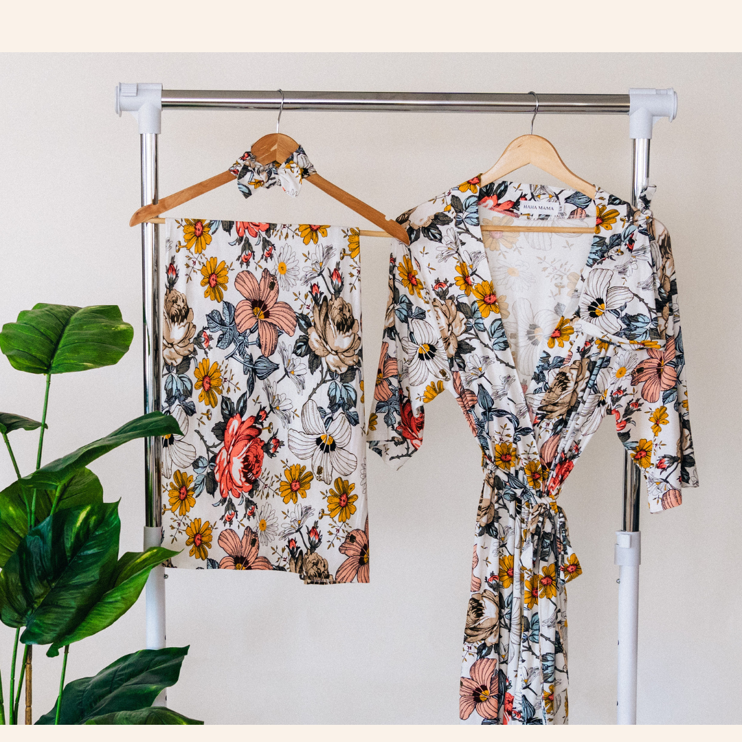 HAHA MAMA Clothing - Vendita all'ingrosso Vestaglia - Donna - Camicia da parto vintage a fiori per maternità & Fascia avvolgente vintage a fiori6