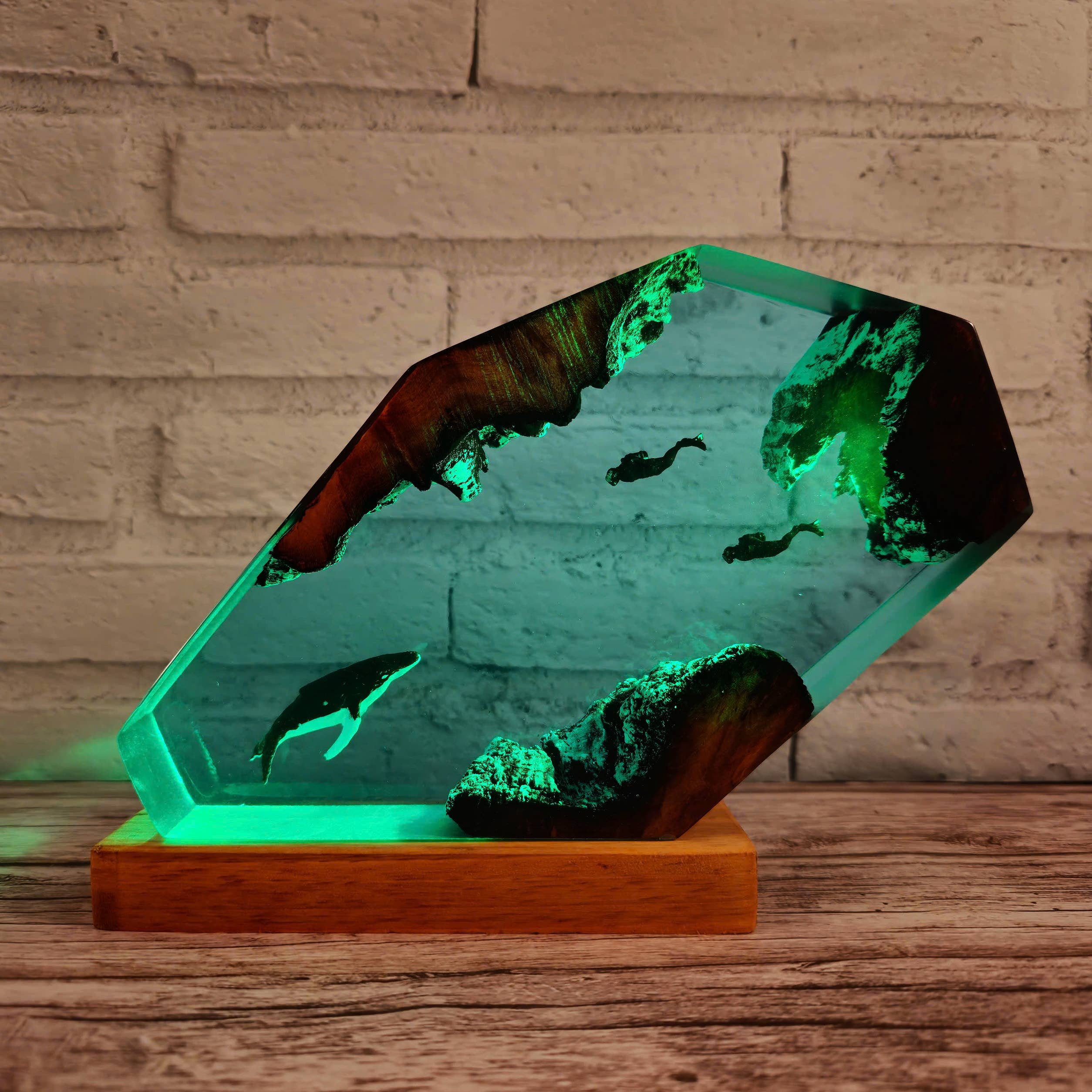 Merchemy - Wholesale Night Light - Custom Shark and scuba resin lamp, Scuba Driver Epoxy Lamp5