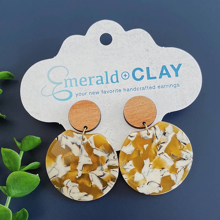 Círculo acrílico com poste de madeira - Dijon por atacado de Emerald and Clay