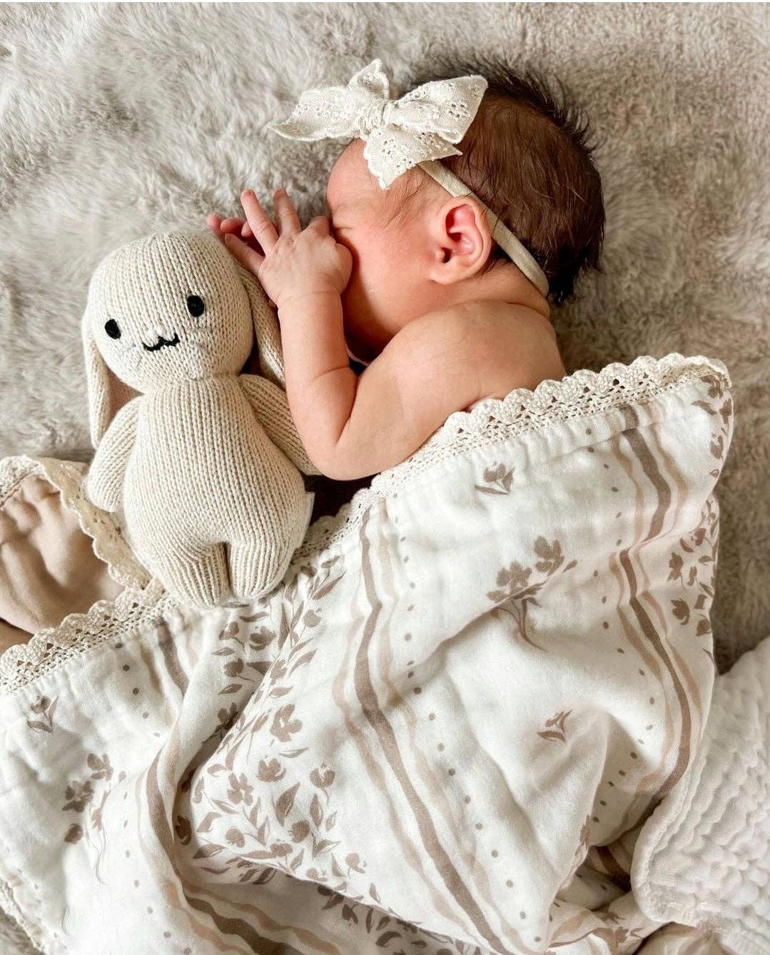 Ellie and Layne - Wholesale Bedding blanket – Kids & Baby - Lettie Floral QUILTED 6 Layer Gauze Blanket9