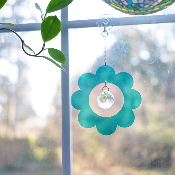 Hustle Home Décor - Wholesale Suncatcher - Retro Flower Sun Catcher5