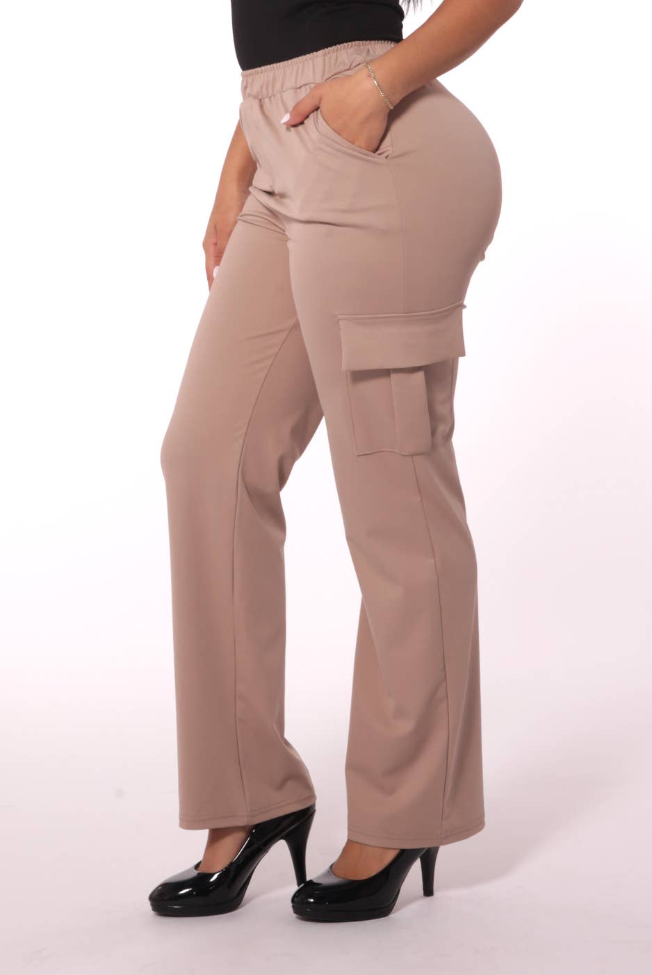 REDFINCH APPAREL INC - Wholesale Pants - Women's - Womens Mid Rise Straight Leg Pants With Cargo Pockets10