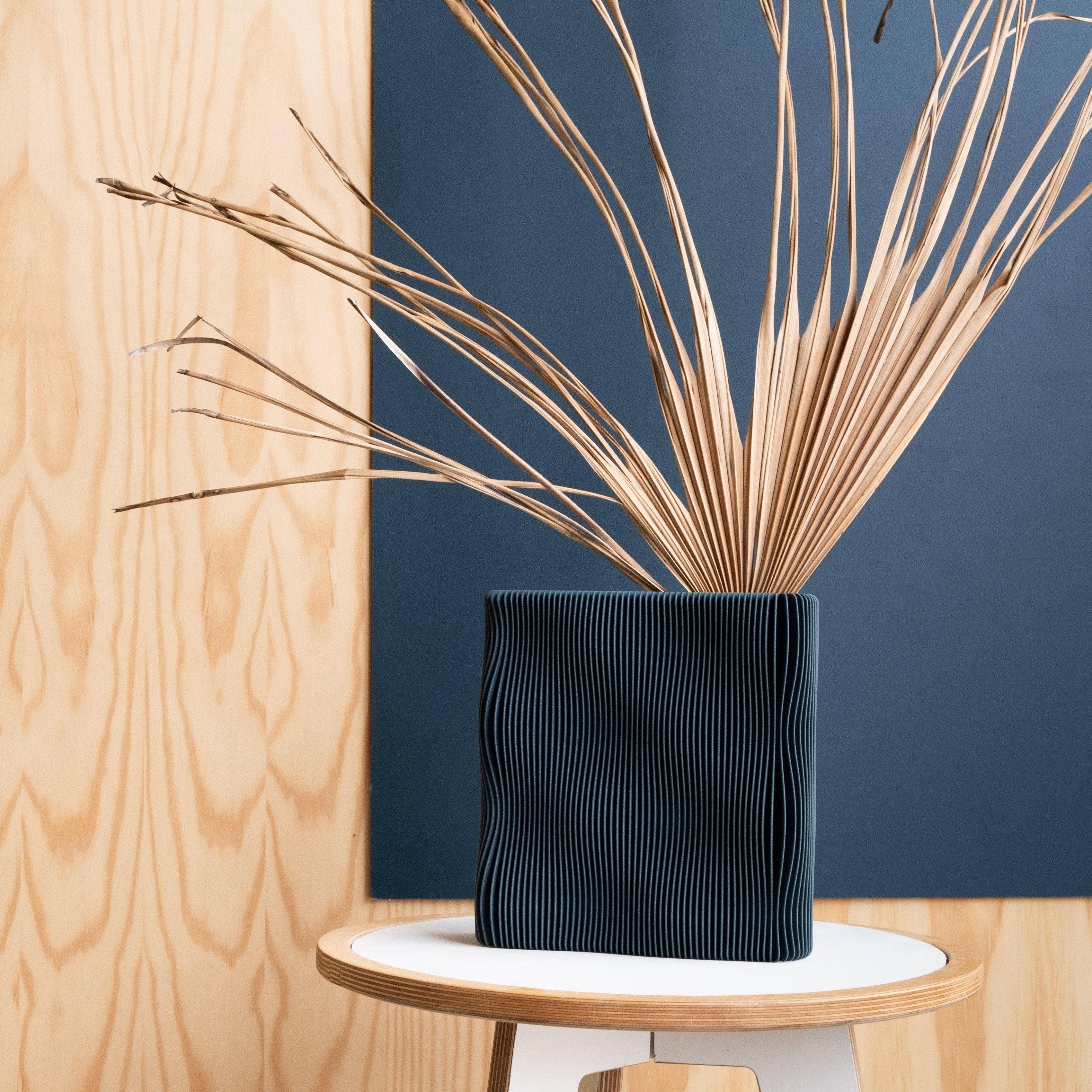 MINIMUM DESIGN - Wholesale Vase - Tide Vase, Eco-friendly Material, Made in France10