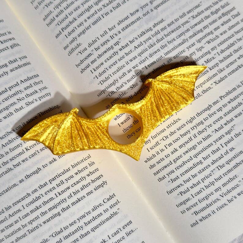 The Crafted Nook – wholesale Book holder – Bat Wing Thumb Page Holder | Book Accessory2