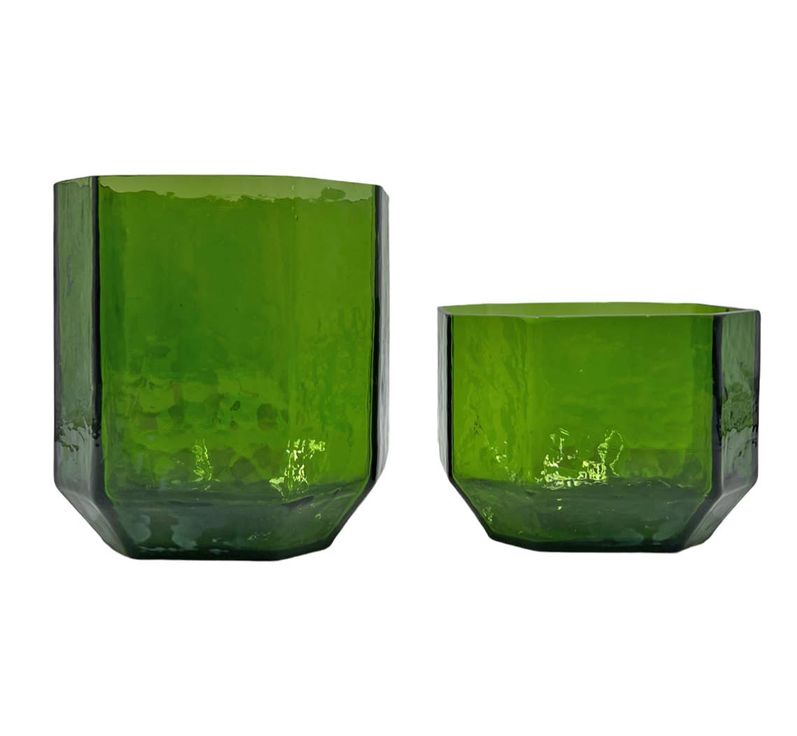 2626 Designs – wholesale Vase – Decorative Handmade Glass Vase in Green0