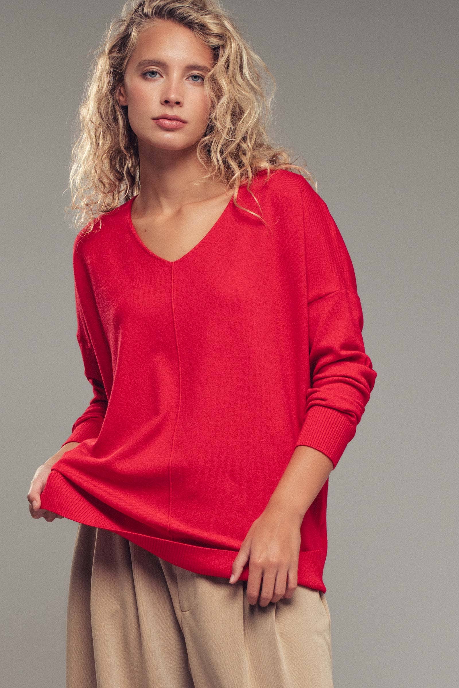 Urban Daizy - Wholesale Tunic Sweater - Women's - Relaxed High-Low V-Neck Tunic Sweater19