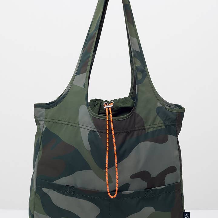 DIE BALOS//JULES CAMO für den Großhandel von BYBBA