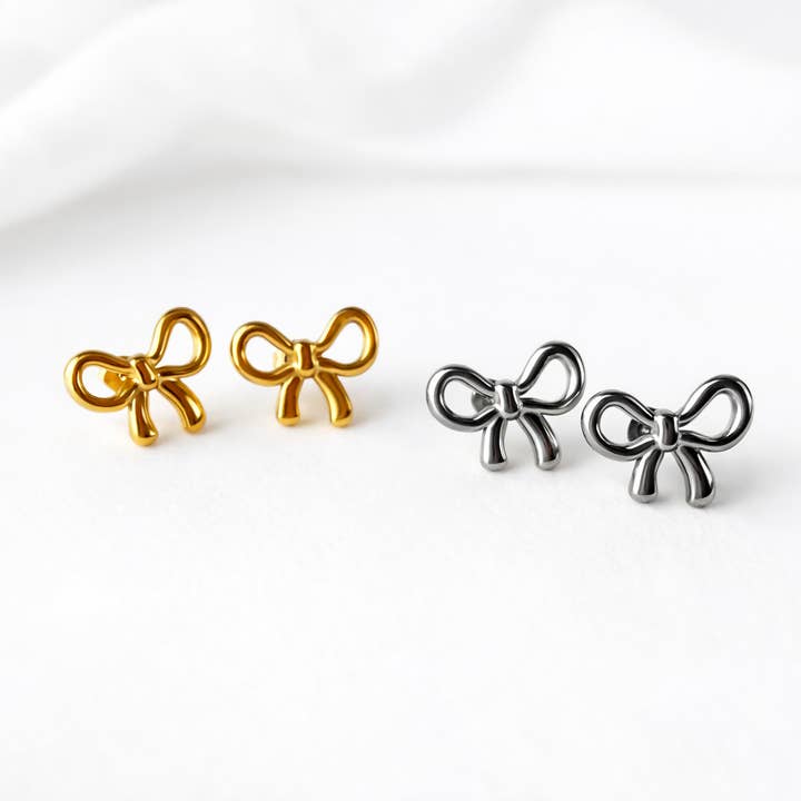 Boucles d'oreilles clous arc de la Saint-Valentin pour la vente par Crystal Ship Jewelry
