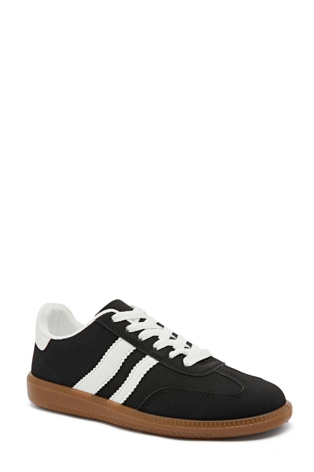 ERYNN - Wholesale Lifestyle Sneakers - Women's - lace-up sneakers - Zoe19