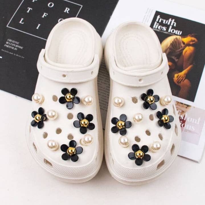 FLOWER TOUCH SHOE CHARMS for wholesale by Ashlen