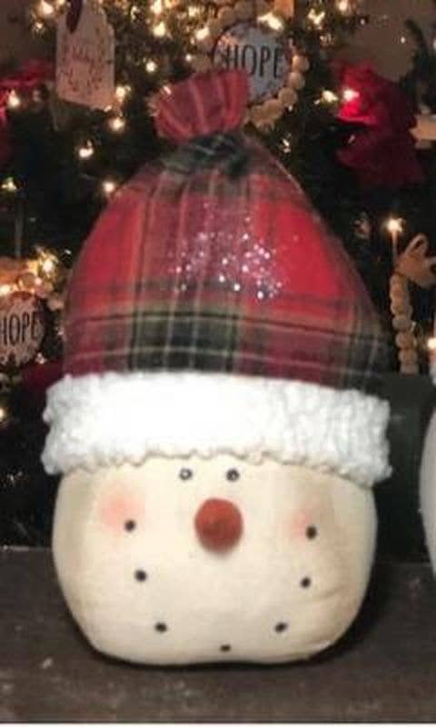 DNS Designs - Wholesale Christmas Decoration - Red Plaid Toboggan Head Snowman Small0