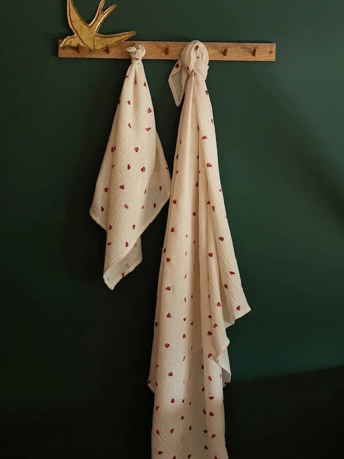 Lunghe Coccinelle per la vendita all'ingrosso da parte di Manufacture des bébés français