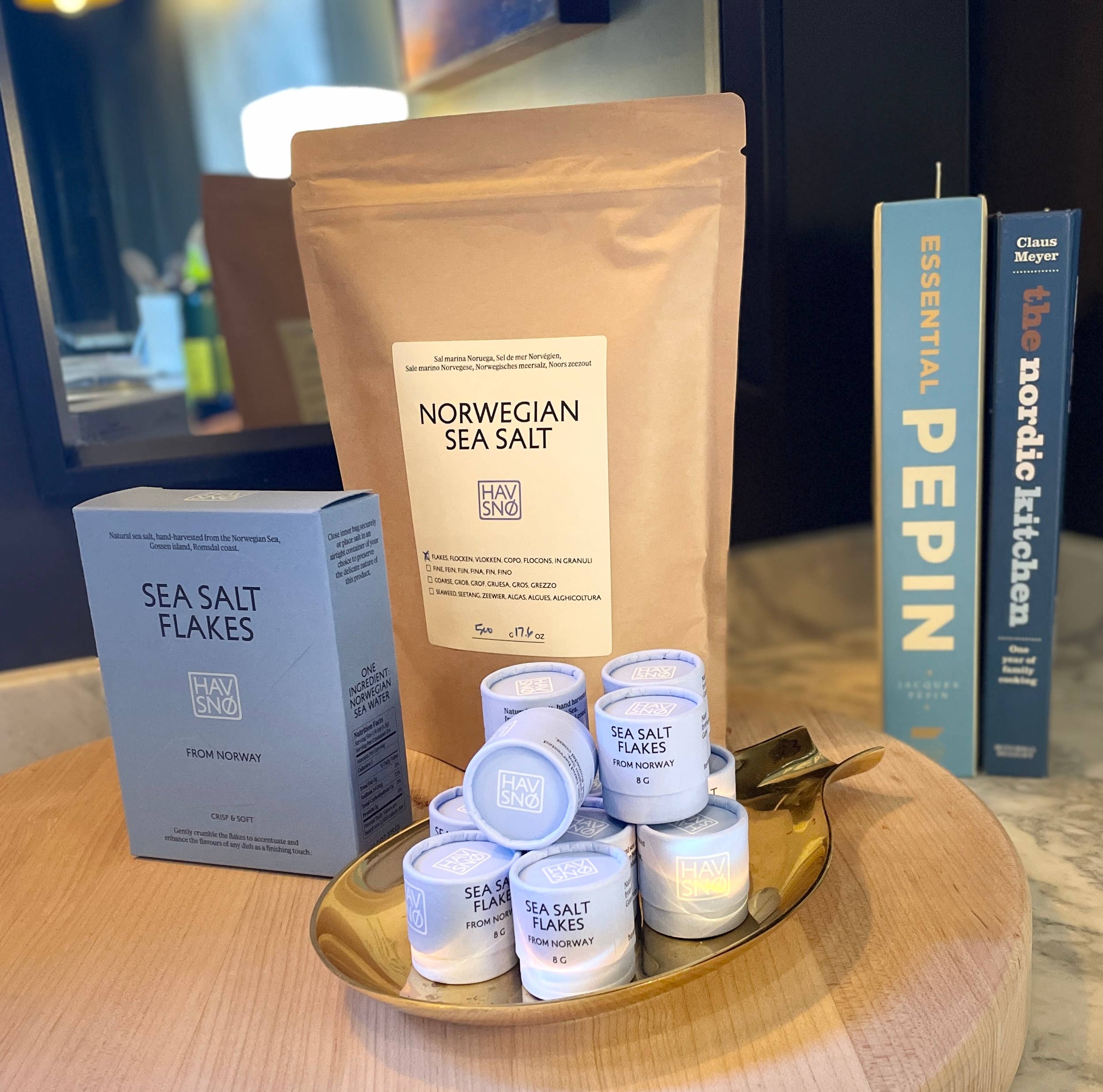 Havsnø Norwegian Sea Salt - Wholesale Salt - Havsnø Norwegian Sea Salt Flakes 175g box1