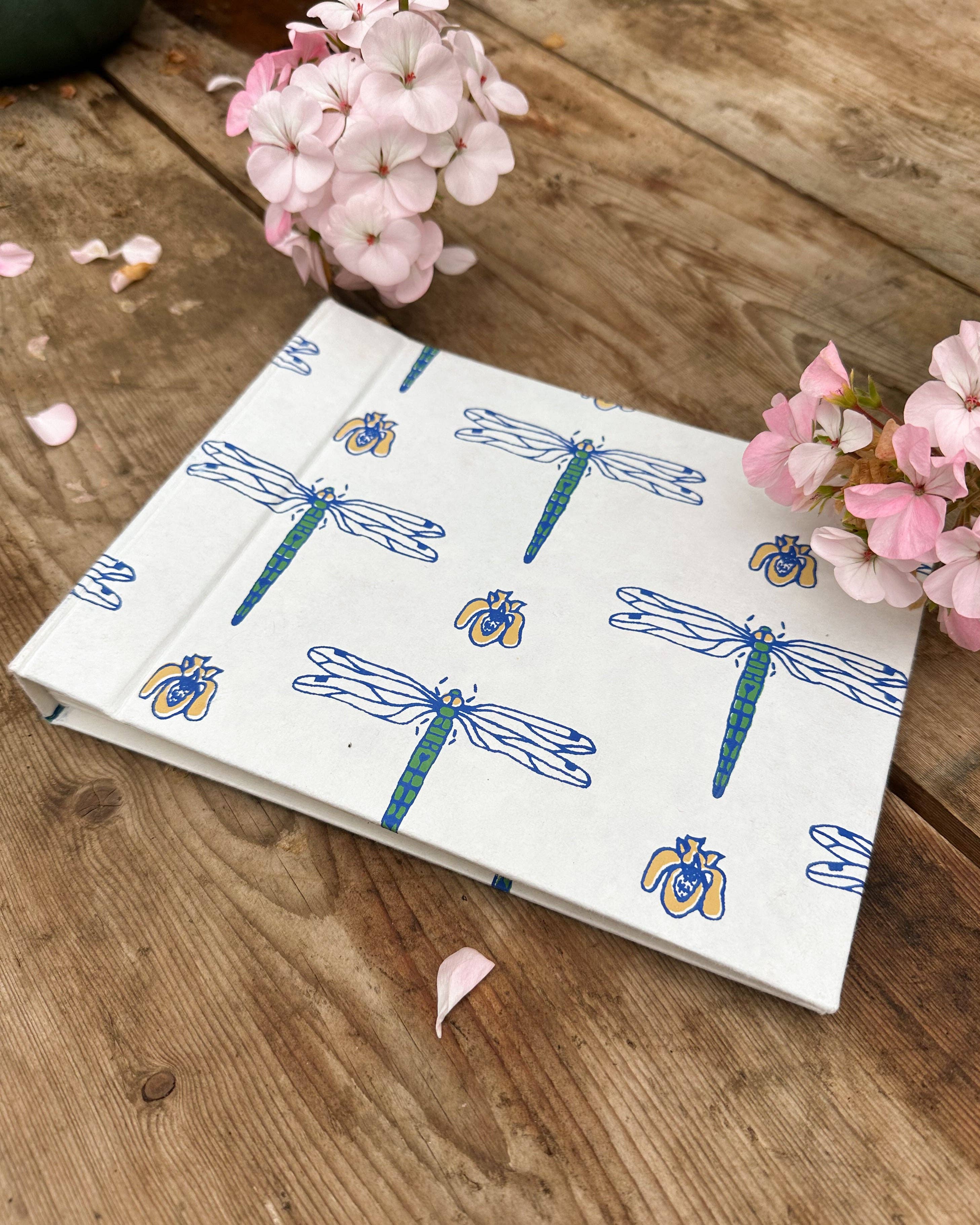 AARVEN – wholesale Photo album – Hand Printed Hardback Photo Album 'Dragonflies'1