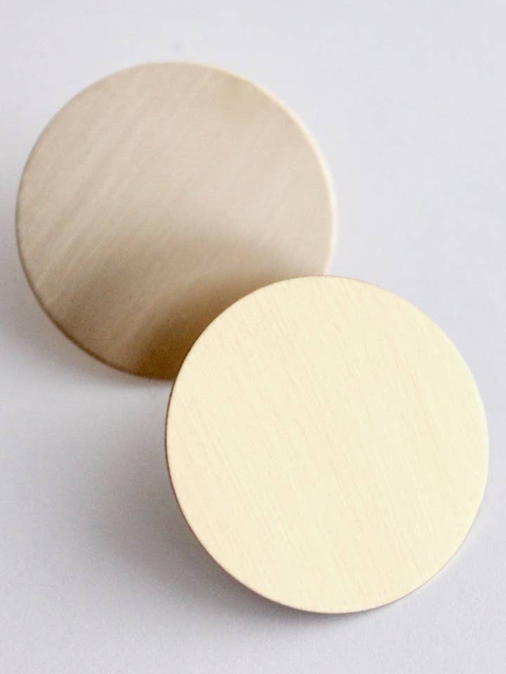 BRSE91 Brass disc post earrings for wholesale by David Aubrey Jewelry