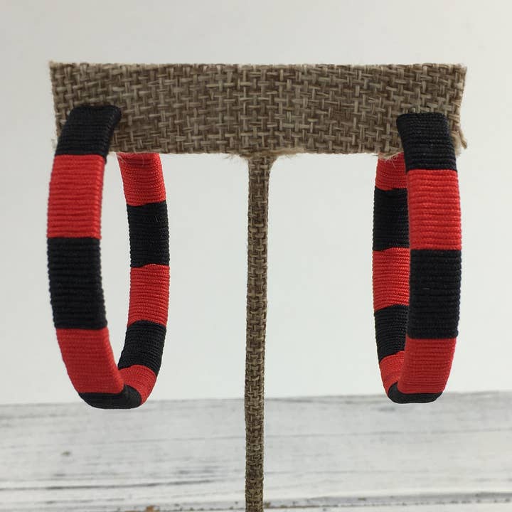 hoops mit roten und schwarzen Fäden für den Großhandel von SongLily