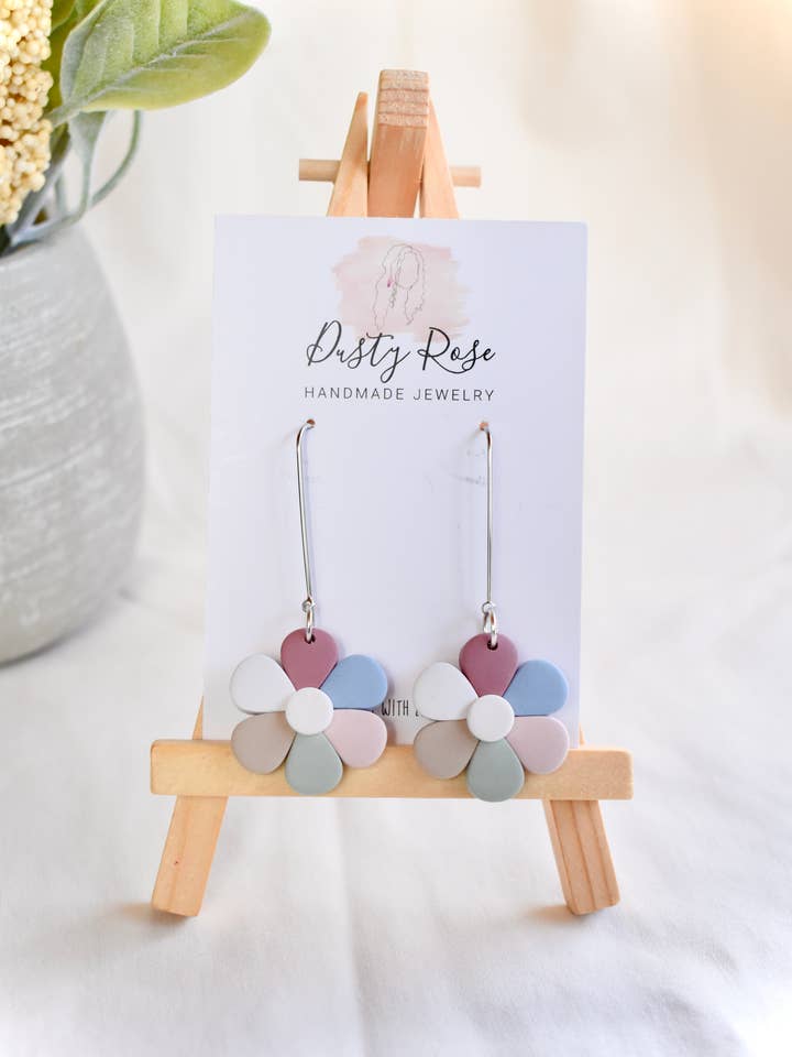 Ciondoli multicolori a forma di fiore pastello per la vendita all'ingrosso da parte di Dusty Rose Creations