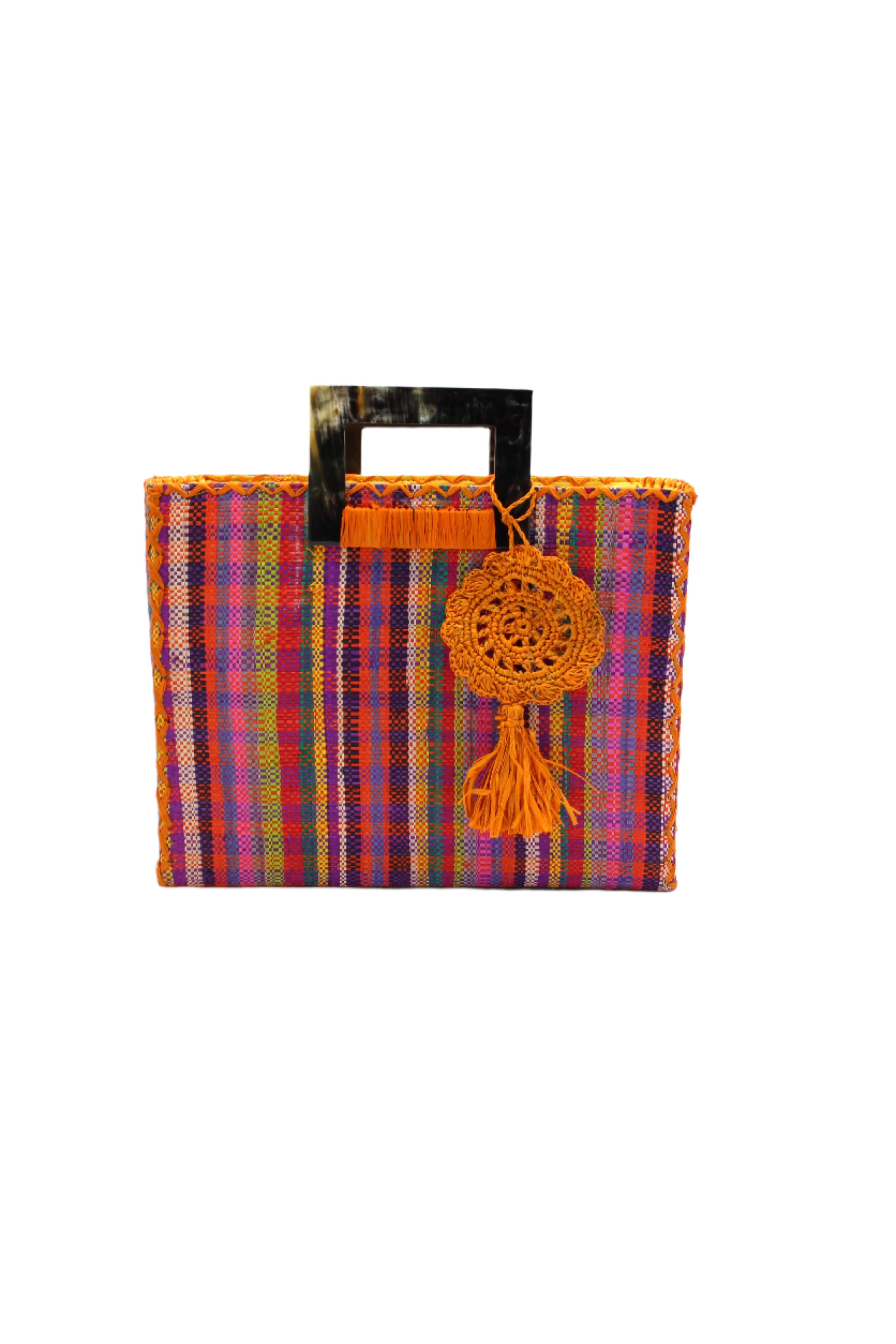 Shebobo – Großhandel Henkeltasche – Damen – Stevie Schultertasche aus Stroh mit Hornhenkeln und Quaste13